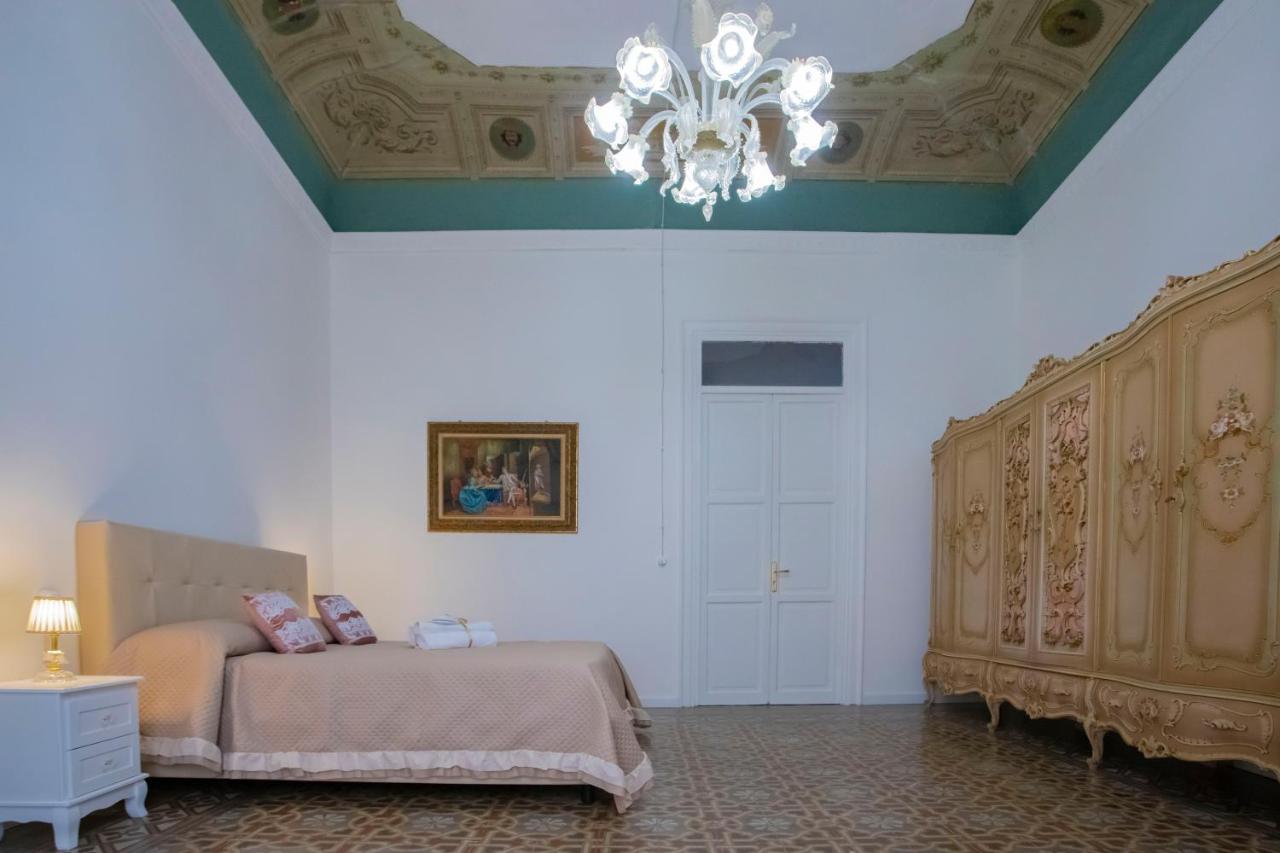 Terre D'Oro, Appartamento Di Lusso In Centro Citta Palermo Exteriör bild