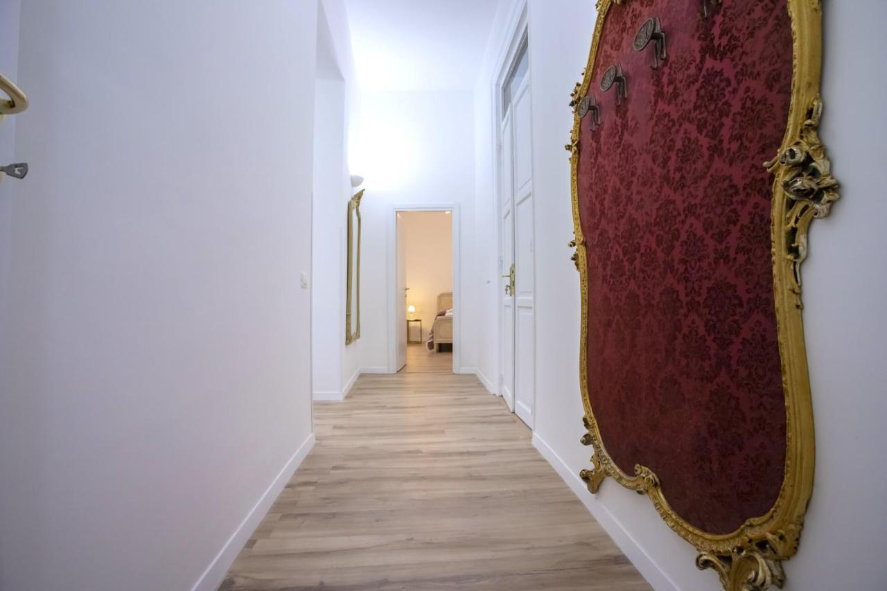 Terre D'Oro, Appartamento Di Lusso In Centro Citta Palermo Exteriör bild